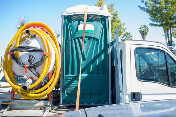 Best Portable toilet rental cost  in Davenport, IA