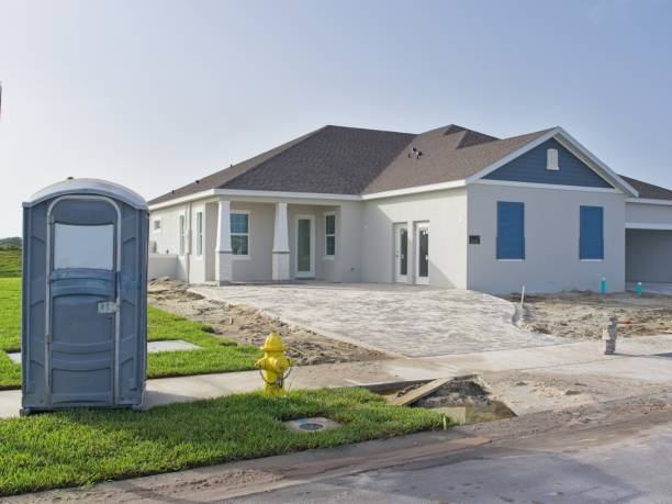 Best Porta potty delivery and setup  in Davenport, IA